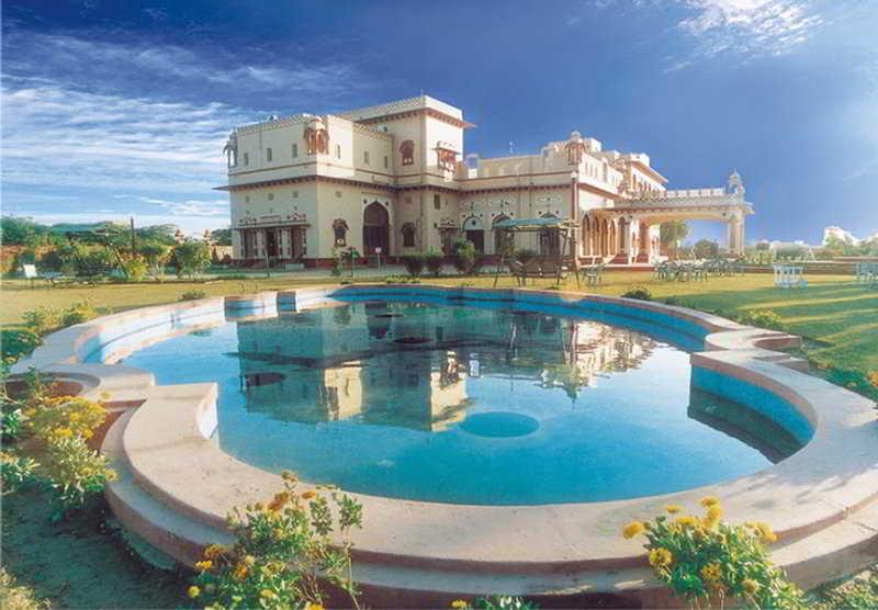 Hotel Basant Vihar Palace Биканер Экстерьер фото