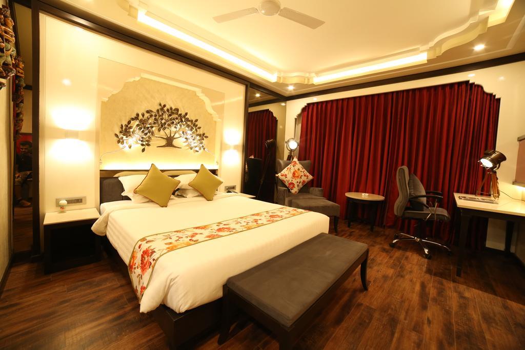 Hotel Basant Vihar Palace Биканер Экстерьер фото